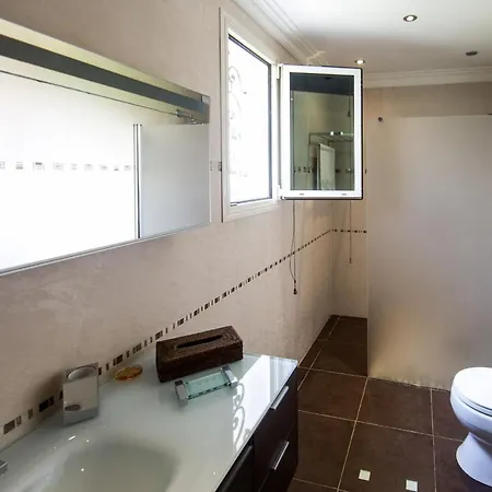 El Paradisio Splendid 5 Stars Atypical In With Overflowing Swiming Pool Willa