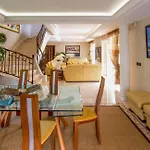 Stunning With Large Pool, Billiard And Mini-golf Βίλα