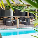 Stunning With Large Pool, Billiard And Mini-golf Βίλα Αντίμπ