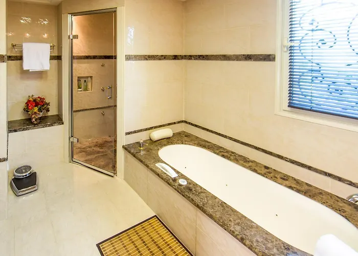 别墅 Stunning With Large Pool, Billiard And Mini-golf *